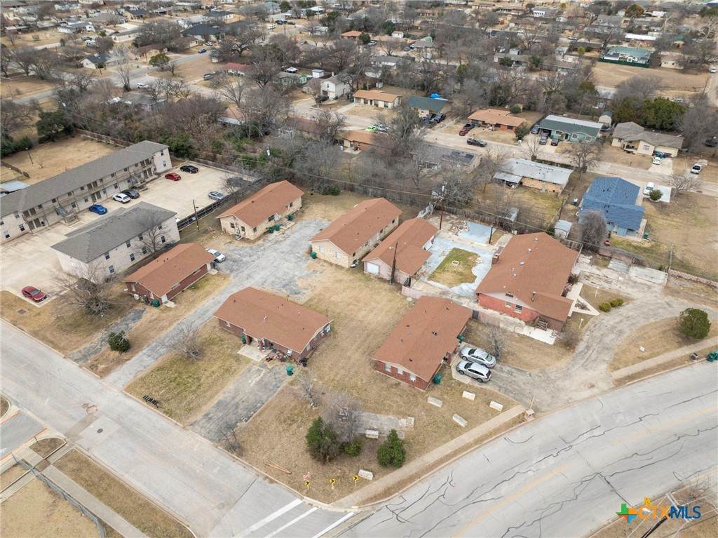612 Ann Boulevard - Photo 1
