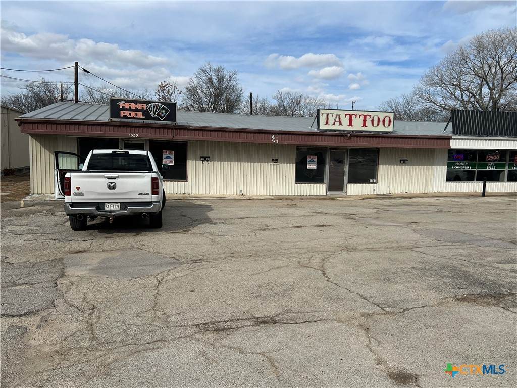 1541 Business 190 - Photo 1