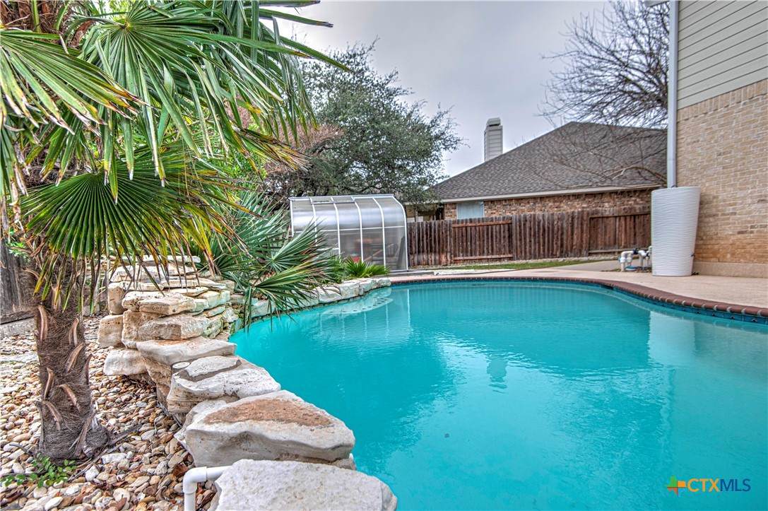 1423 Redden Cove - Photo 1