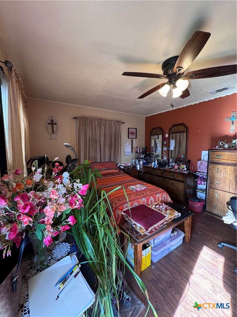 https://bt-photos.global.ssl.fastly.net/centraltx/orig_boomver_1_603862-2.jpg