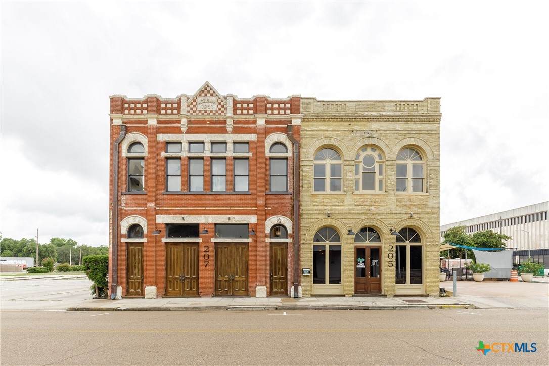 207 1/2 Constitution Street - Photo 1