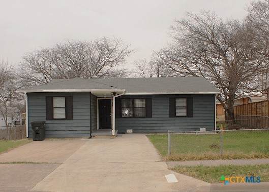 409 Short Avenue - Photo 1