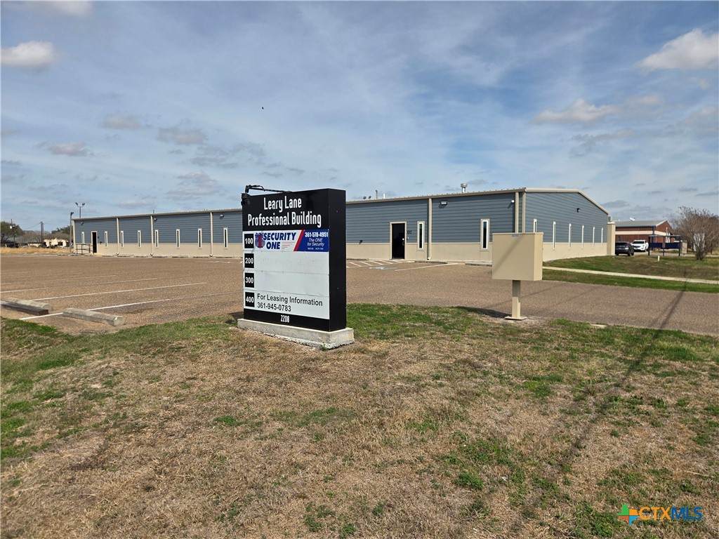 2208 Leary Lane - Photo 1