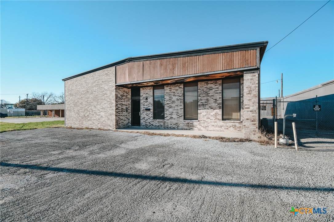 3104 Red River Street - Photo 1