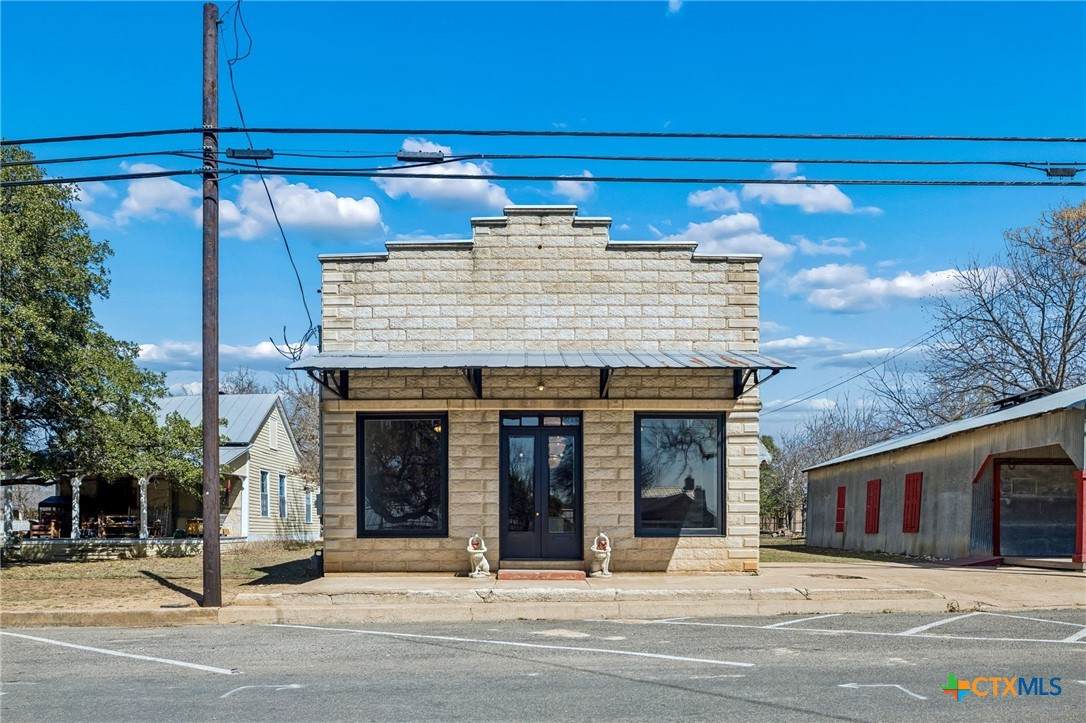 606 High Street - Photo 1