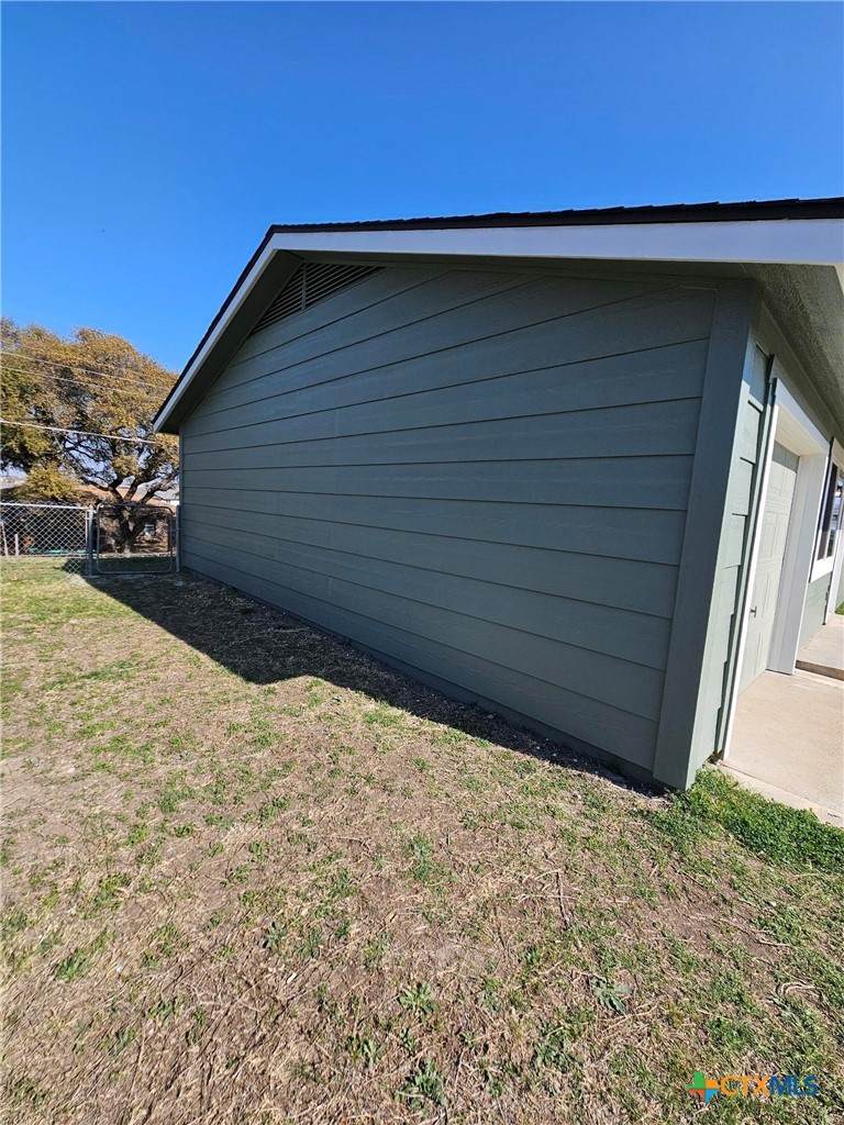https://bt-photos.global.ssl.fastly.net/centraltx/orig_boomver_1_606038-2.jpg