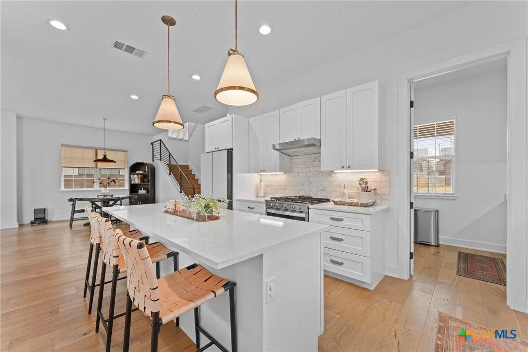 415 Alexander Avenue - Photo 1