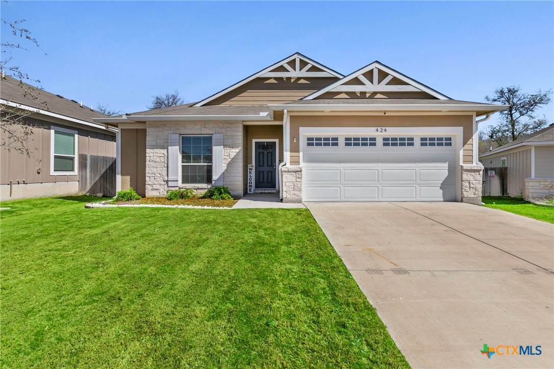 424 Oxford Lane - Photo 1