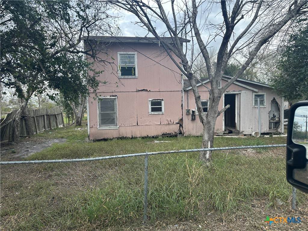 713 Rosita - Photo 1