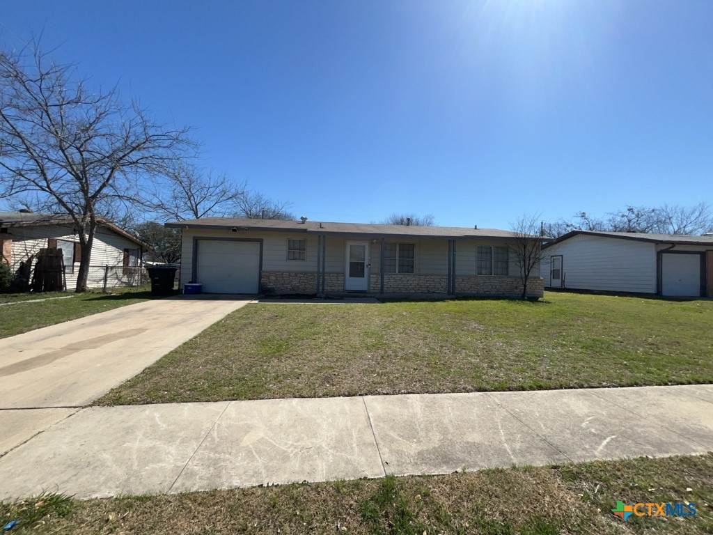 1208 Ridgemont Drive - Photo 1
