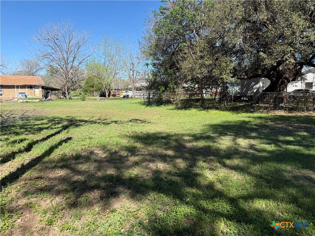 706 Grant Street - Photo 1
