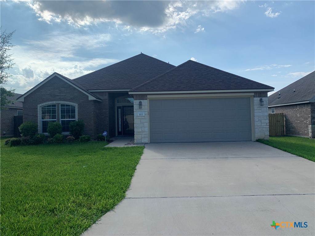 1113 Branchwood Way - Photo 1