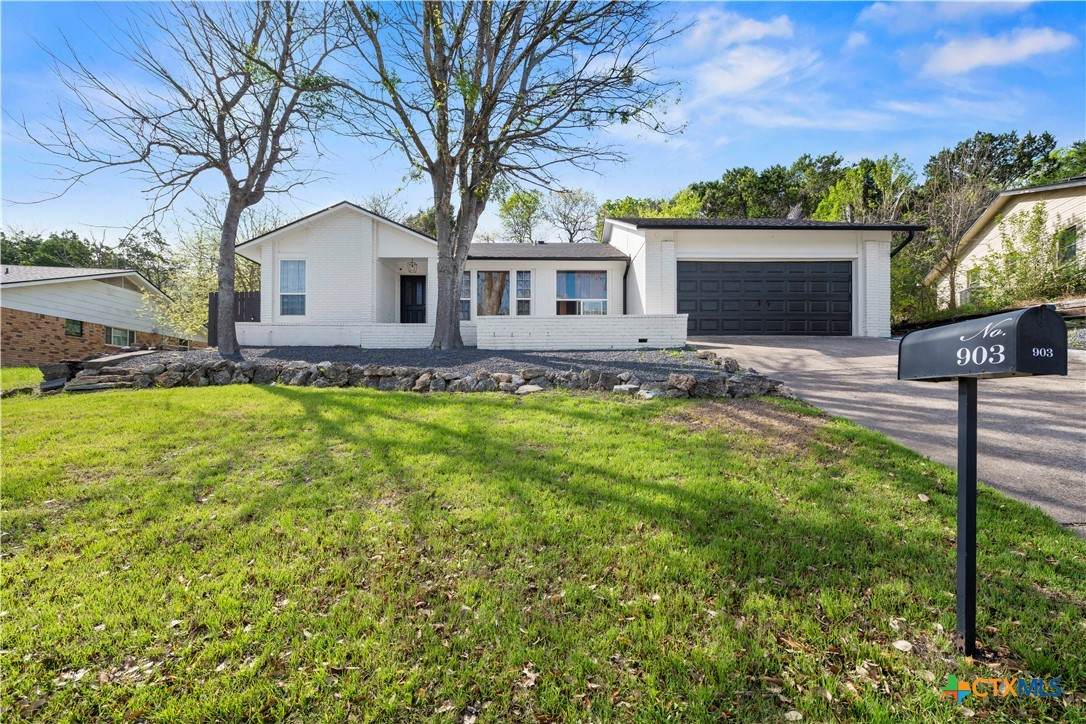 903 Cliffside Drive - Photo 1