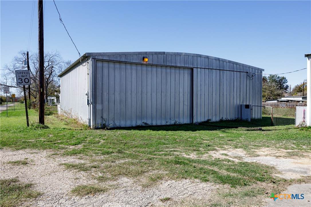 https://bt-photos.global.ssl.fastly.net/centraltx/orig_boomver_1_608072-2.jpg
