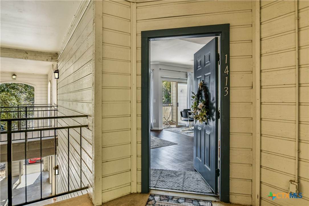 6000 Shepherd Mountain Cove - Photo 1