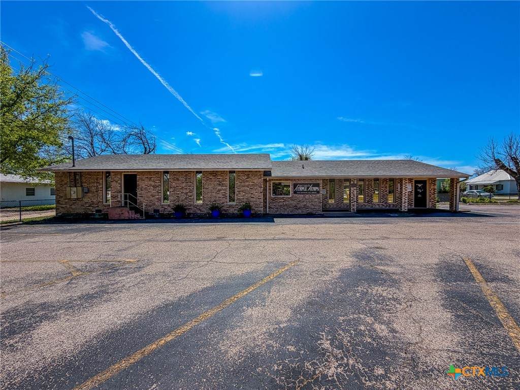 315 Avenue M - Photo 1
