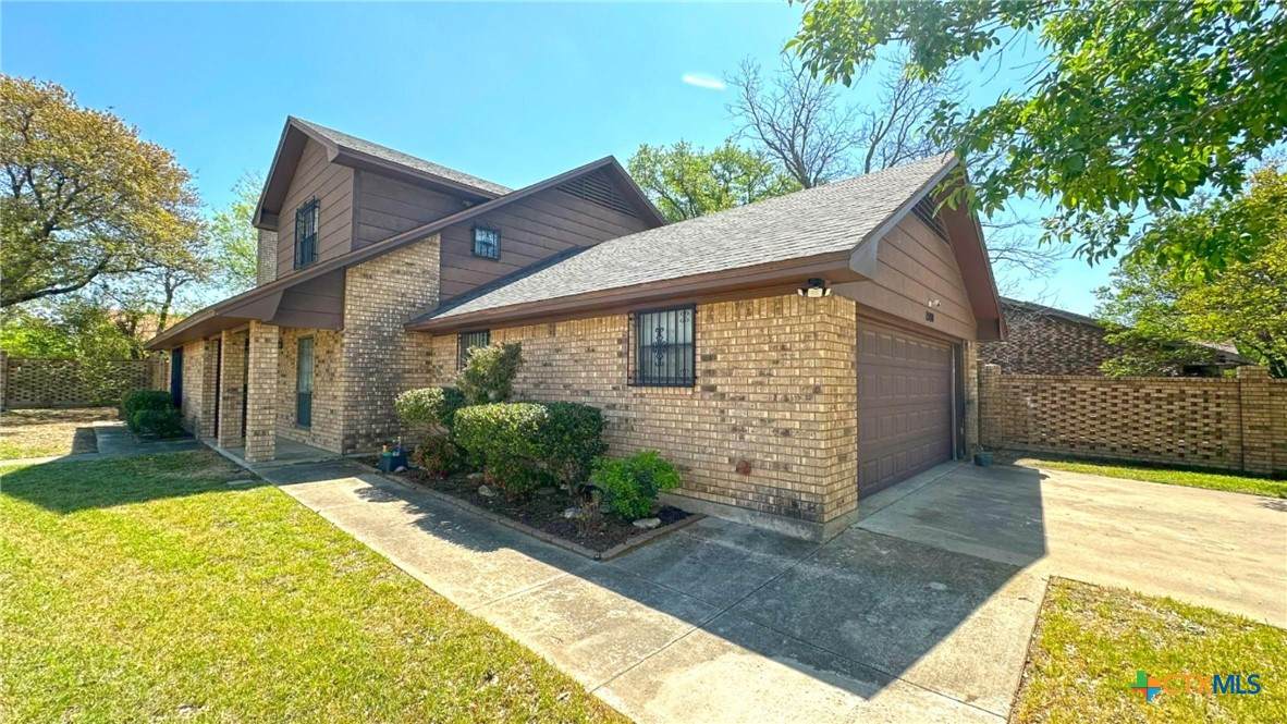 https://bt-photos.global.ssl.fastly.net/centraltx/orig_boomver_1_608217-2.jpg