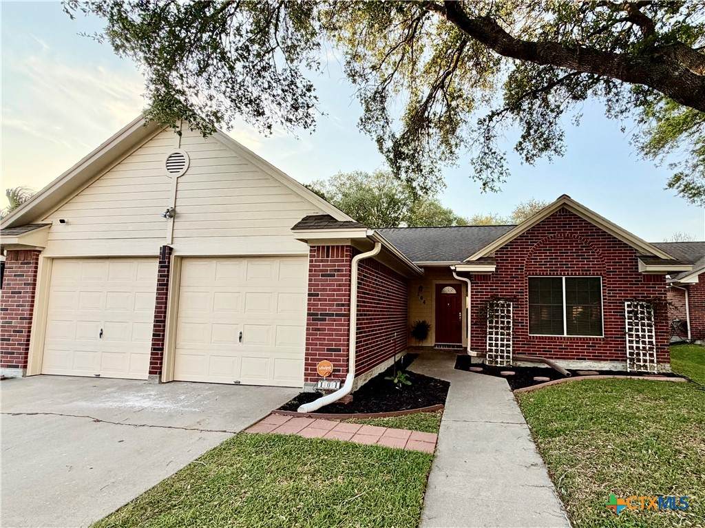 104 Calypso Court - Photo 1