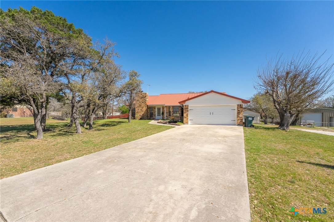 479 County Road 4932 - Photo 1