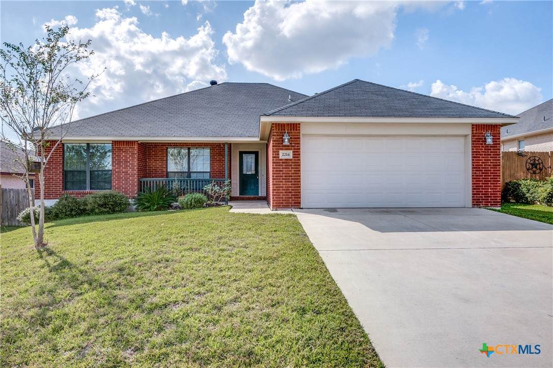 2214 Sun Chase Boulevard - Photo 1