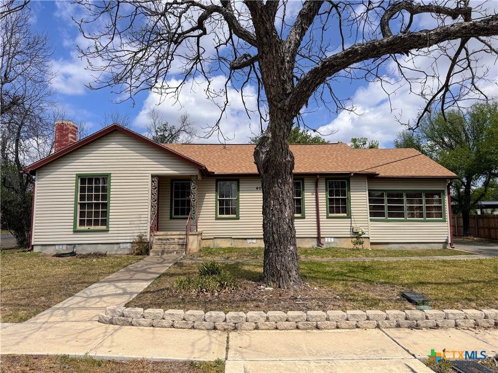 400 Harvey Street - Photo 1