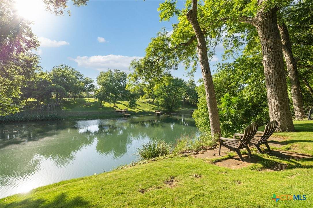 https://bt-photos.global.ssl.fastly.net/centraltx/orig_boomver_1_609171-2.jpg