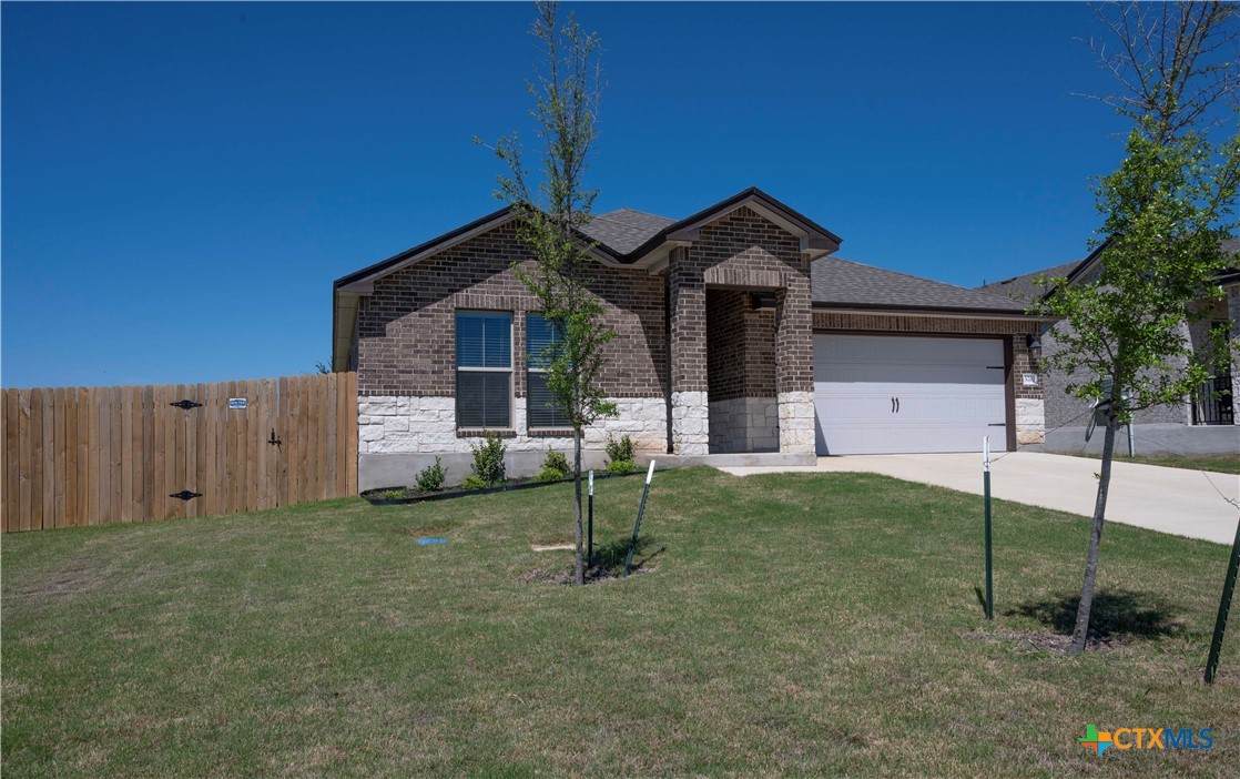 3701 Moffat Court - Photo 1