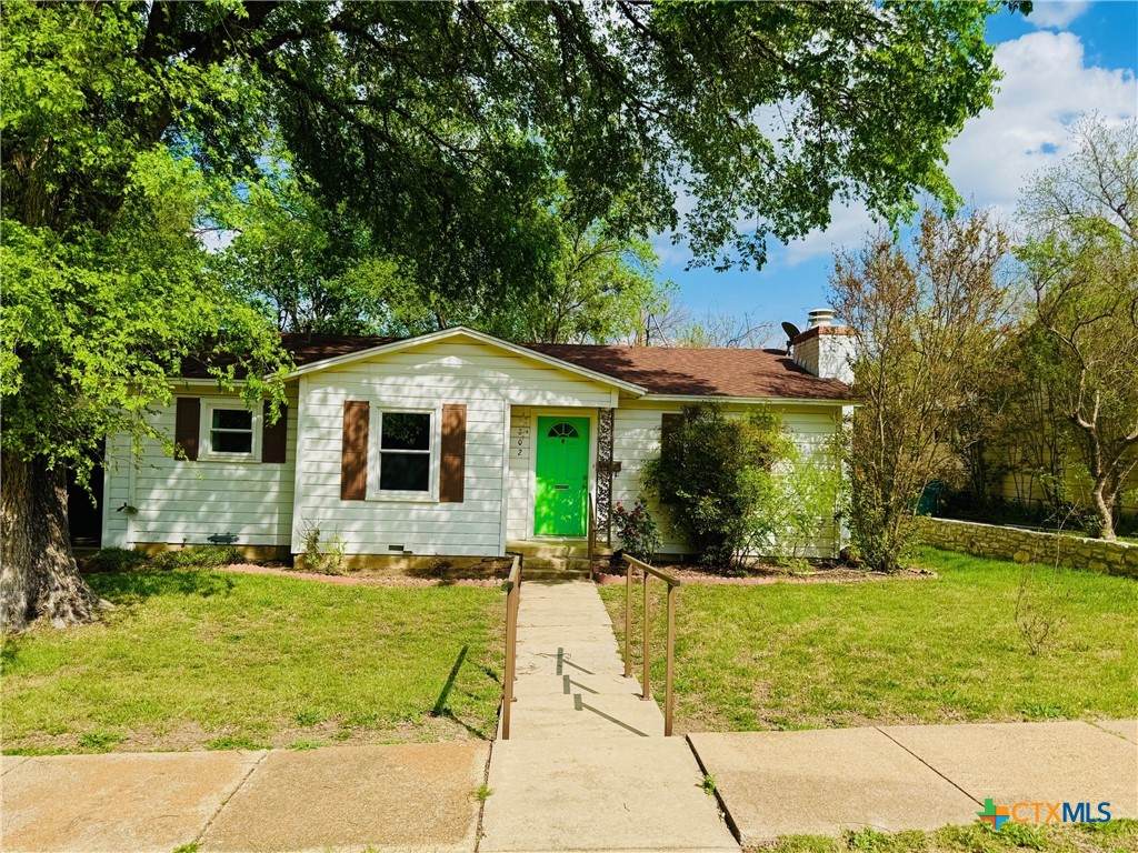 302 28th Street - Photo 1