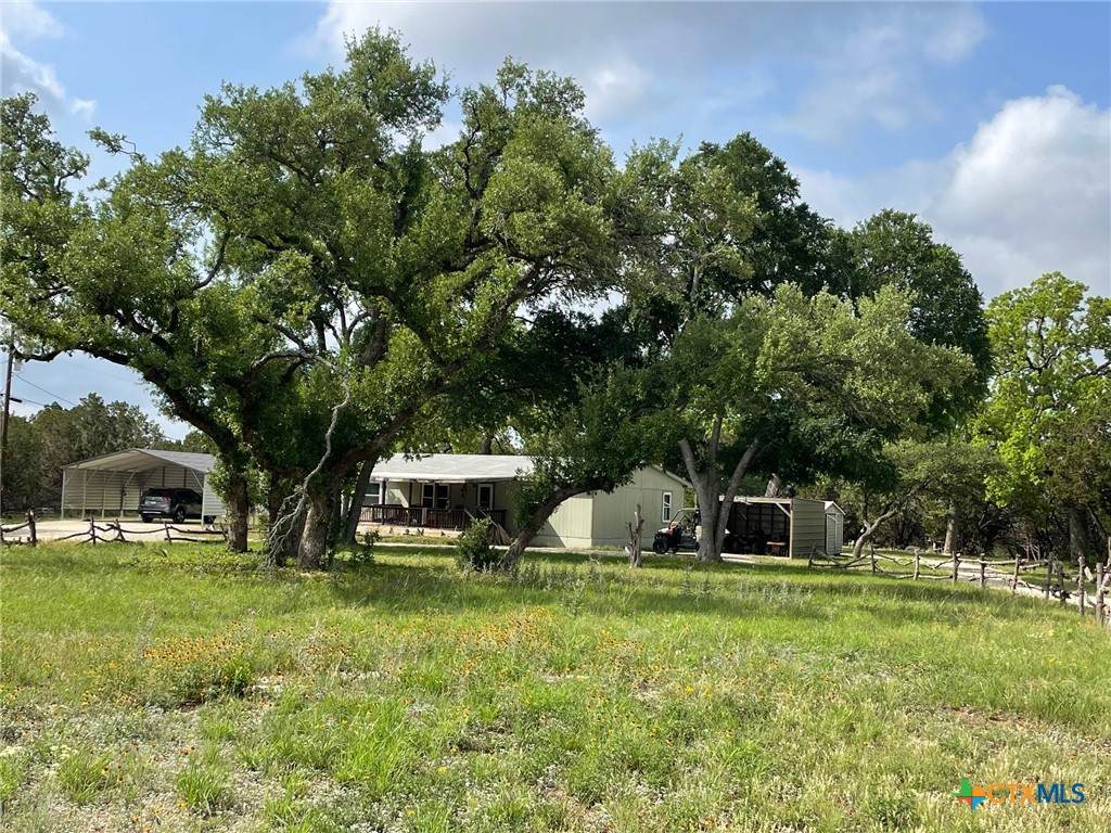 22167 Fm 306 - Photo 1