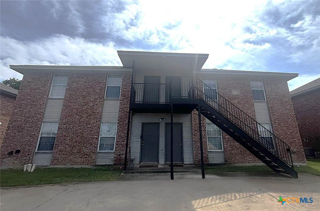 409 Creek Street - Photo 1