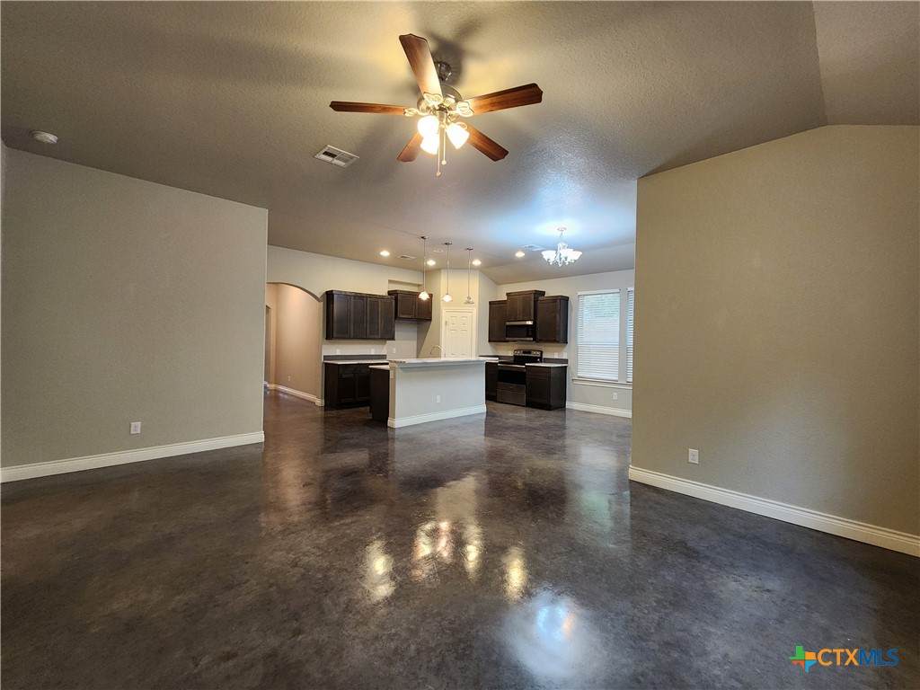 https://bt-photos.global.ssl.fastly.net/centraltx/orig_boomver_1_609704-2.jpg