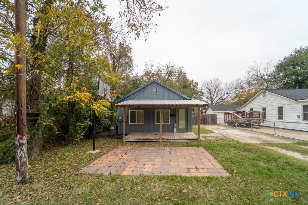 1006 North Street - Photo 1