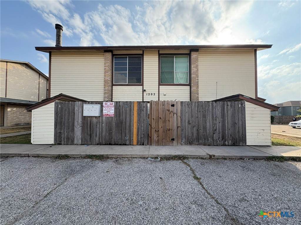 1202 Covey Lane - Photo 1