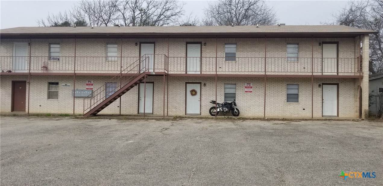 607 20th Street - Photo 1