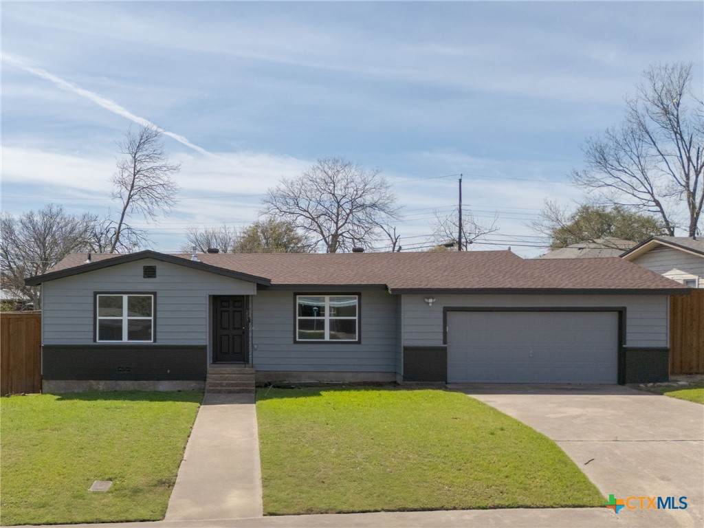 209 Victory Avenue - Photo 1