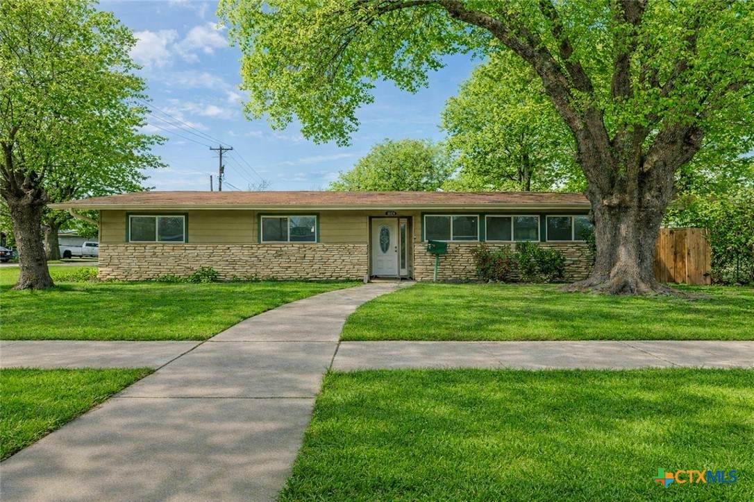 1129 Chippendale Drive - Photo 1