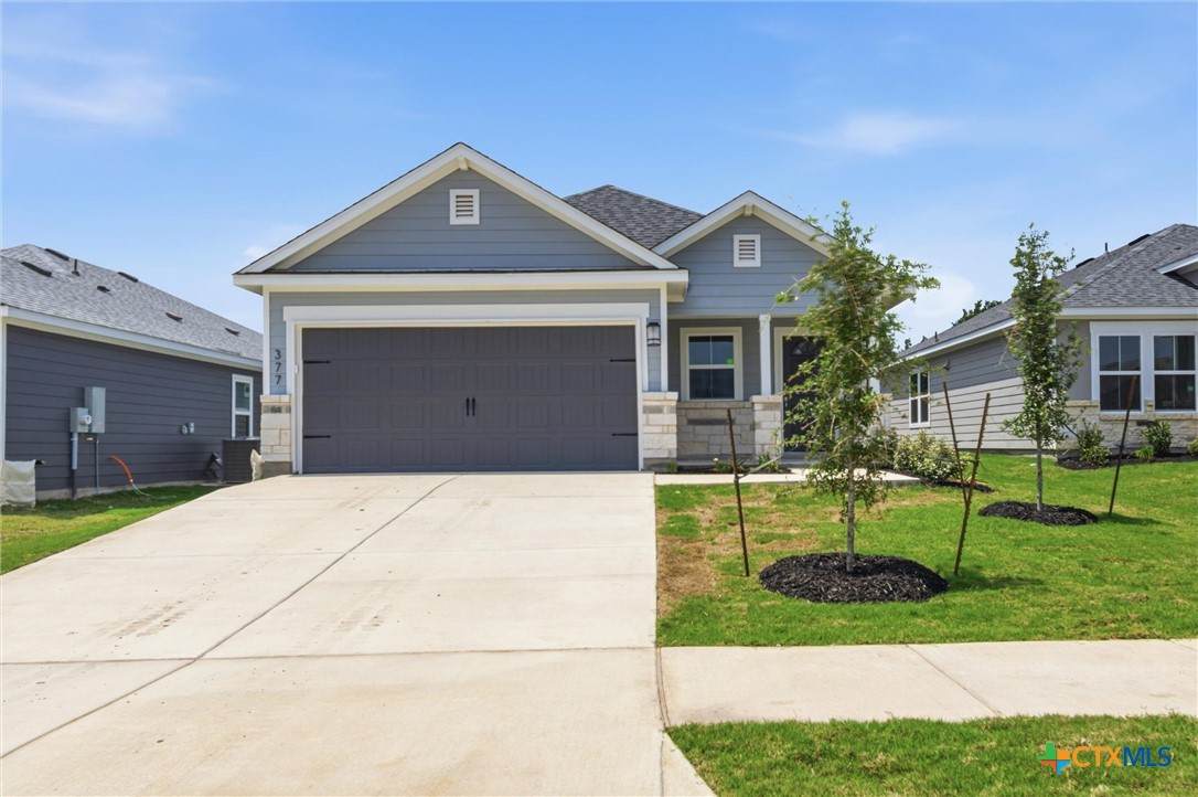 377 Dobson - Photo 1