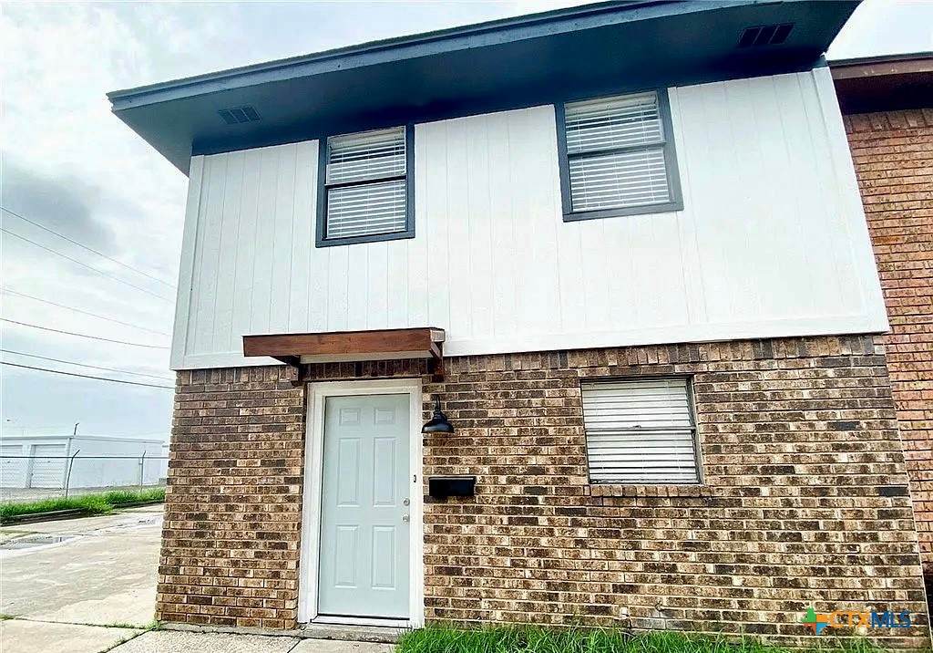 1905 Ben Wilson Street - Photo 1