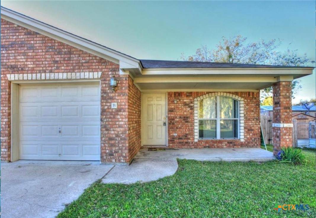 301 Jeff Gordon Drive - Photo 1