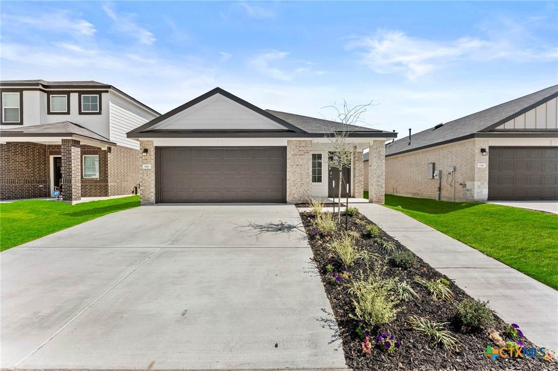 140 Raymondville Path - Photo 1