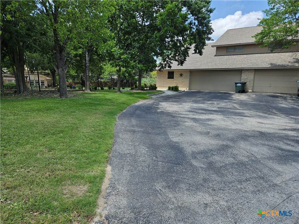 3901 Chisholm Trail - Photo 1