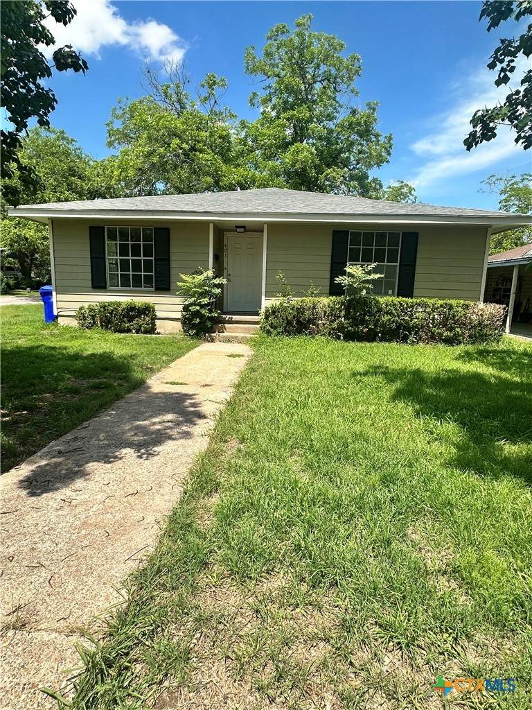 401 Walnut - Photo 1
