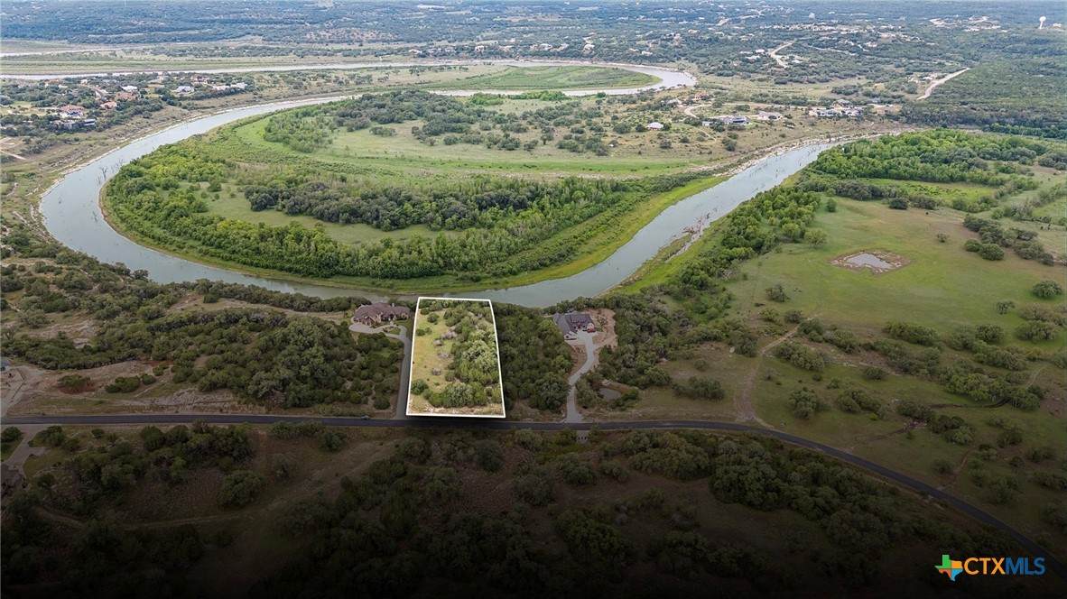 293 River Cliff Place - Photo 1