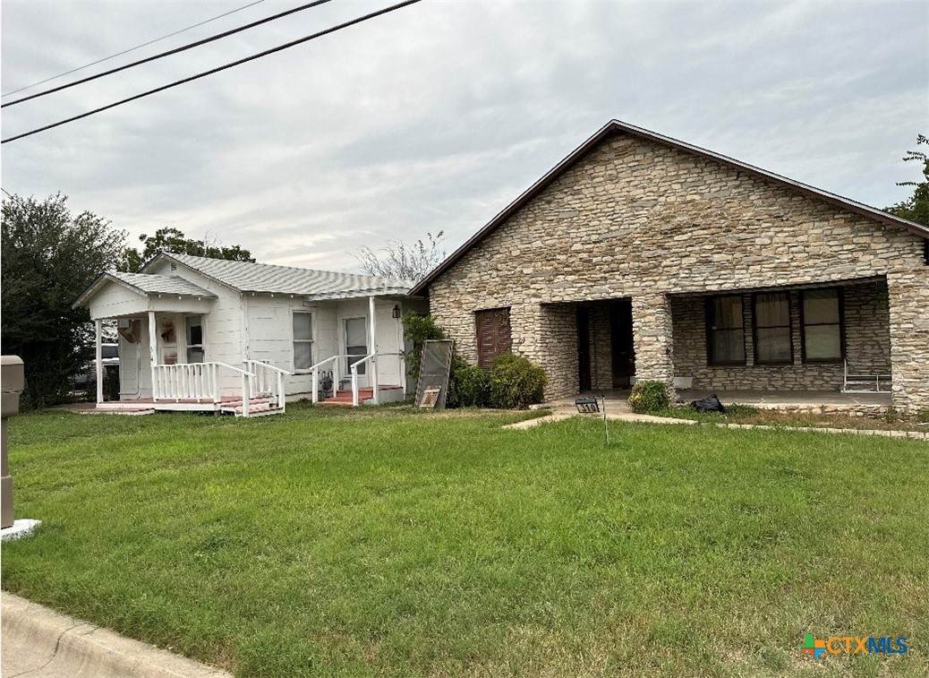 310 Avenue A - Photo 1