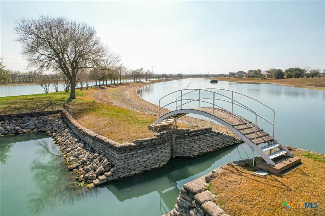 https://bt-photos.global.ssl.fastly.net/centraltx/orig_boomver_1_614074-2.jpg