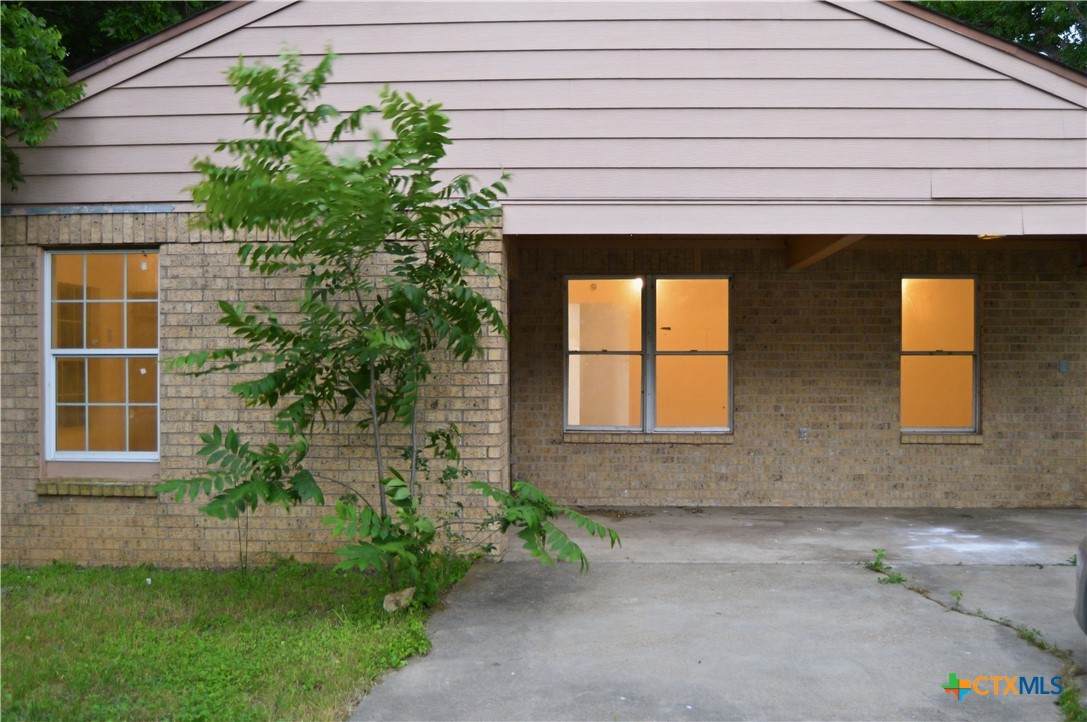 1414 Duncan Avenue - Photo 1
