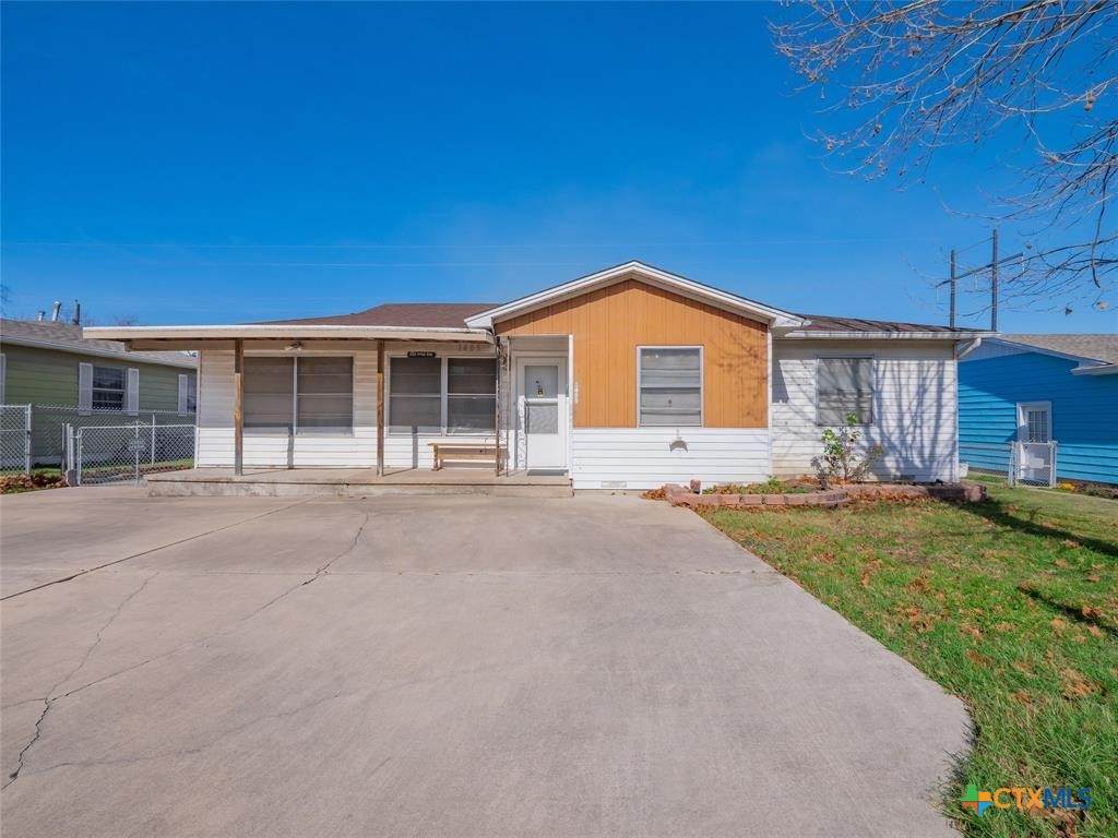 1409 Zephyr Road - Photo 1