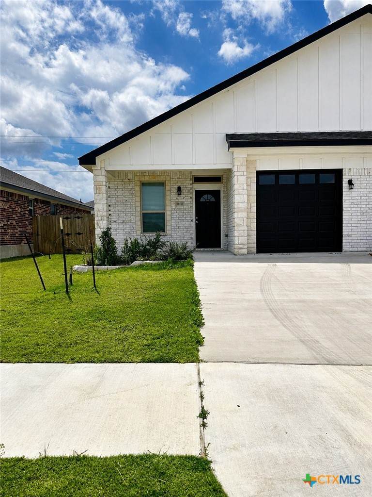 5100 Rose Garden Loop - Photo 1