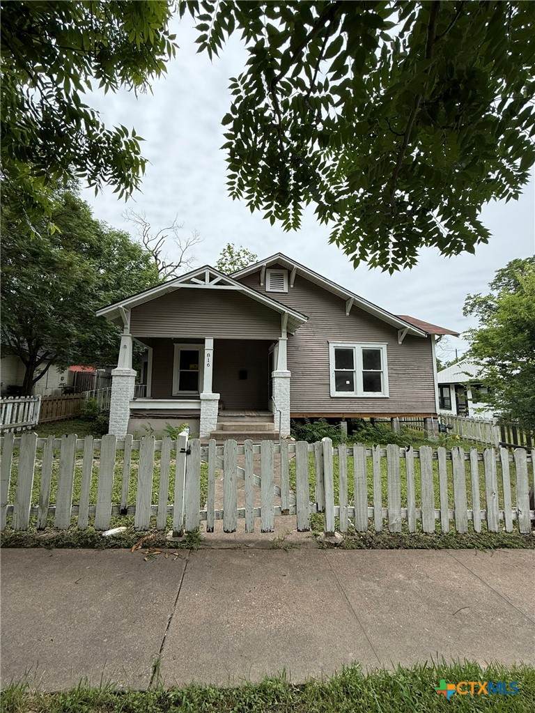 816 2nd Street - Photo 1