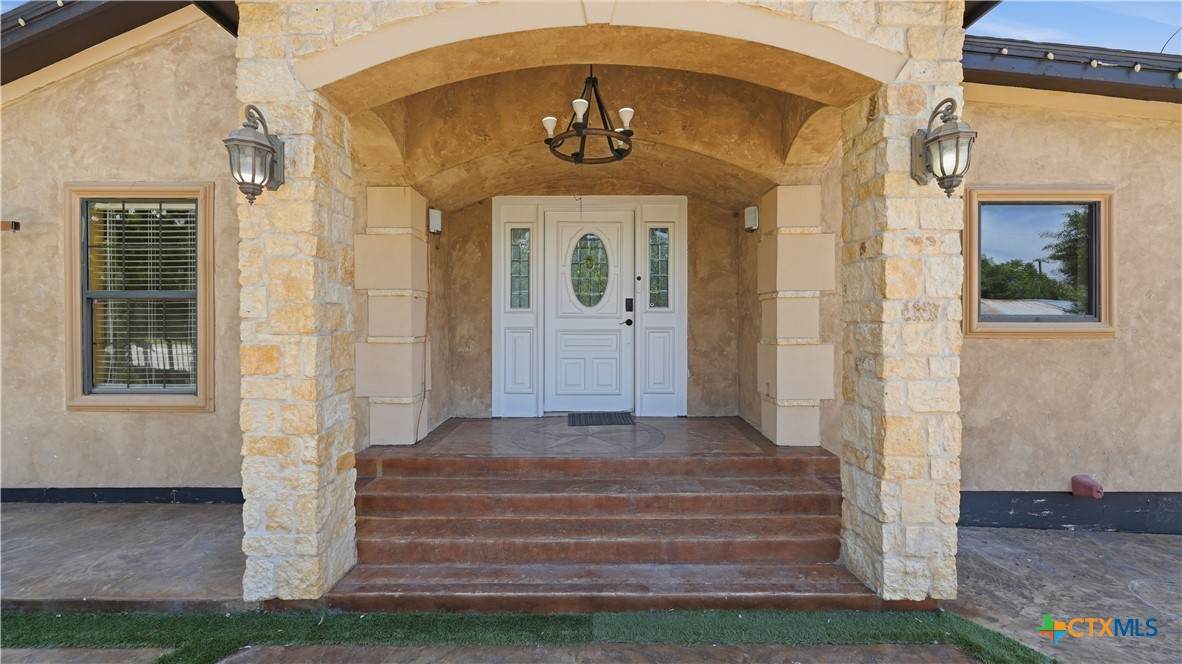 https://bt-photos.global.ssl.fastly.net/centraltx/orig_boomver_1_615539-2.jpg
